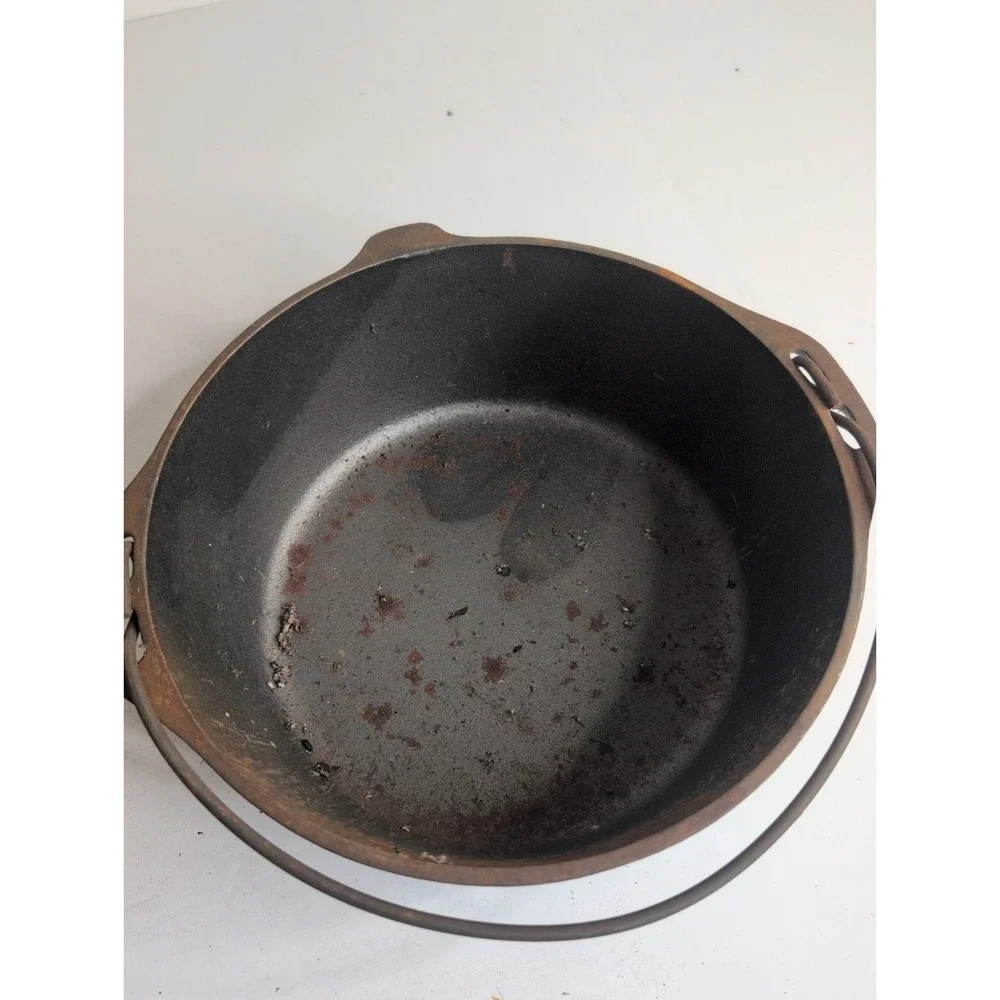 Unmarked Lodge this vintage